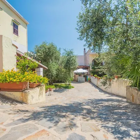 Sa Dommo De Sa Pietate Apartment